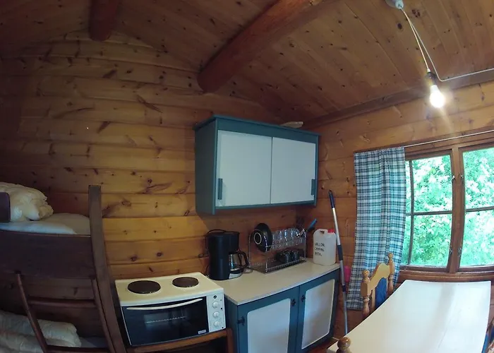 مكان تخييم Valldal Camping فالدال